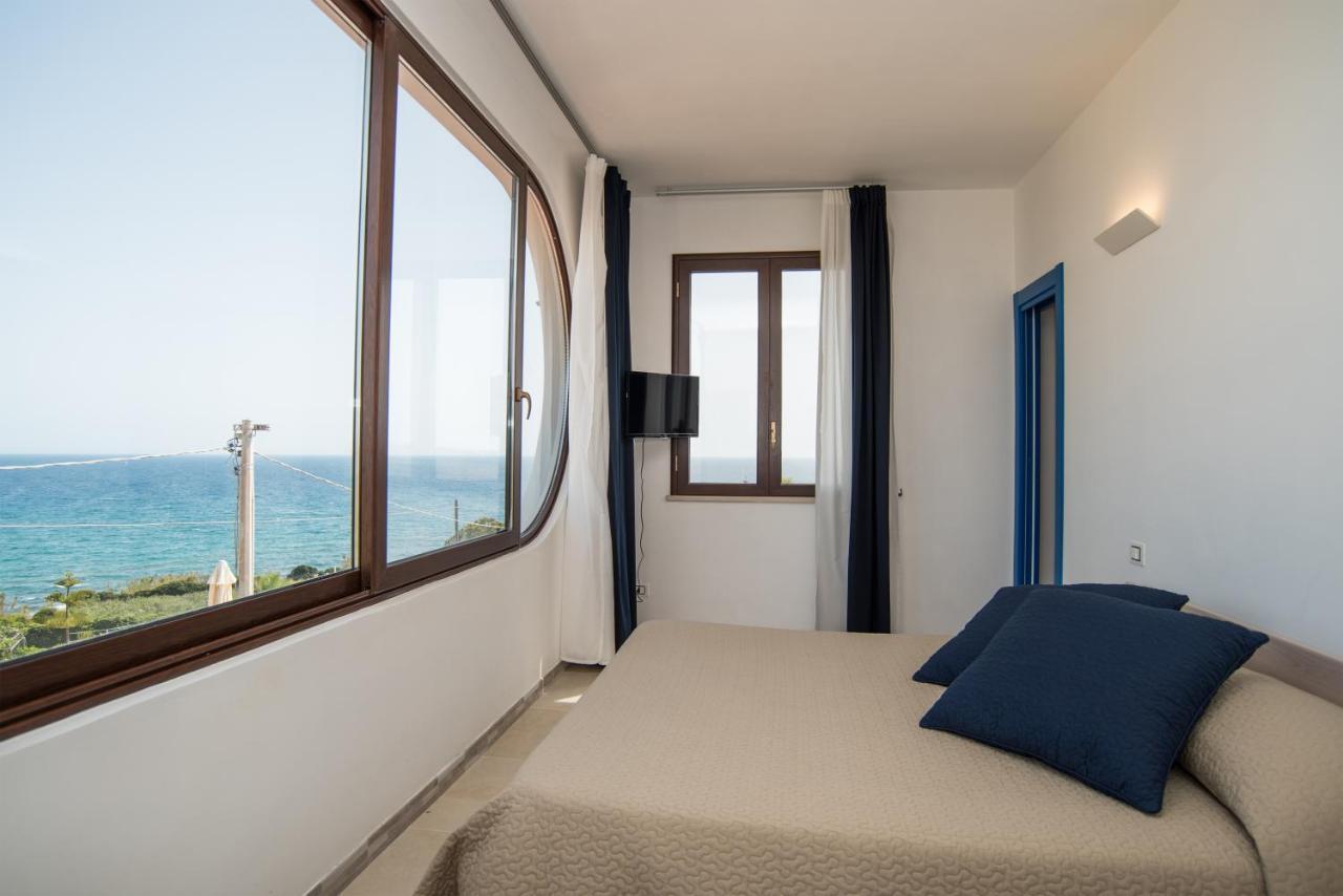 B&B Villa Ziella Portopalo Di Capo Passero Buitenkant foto
